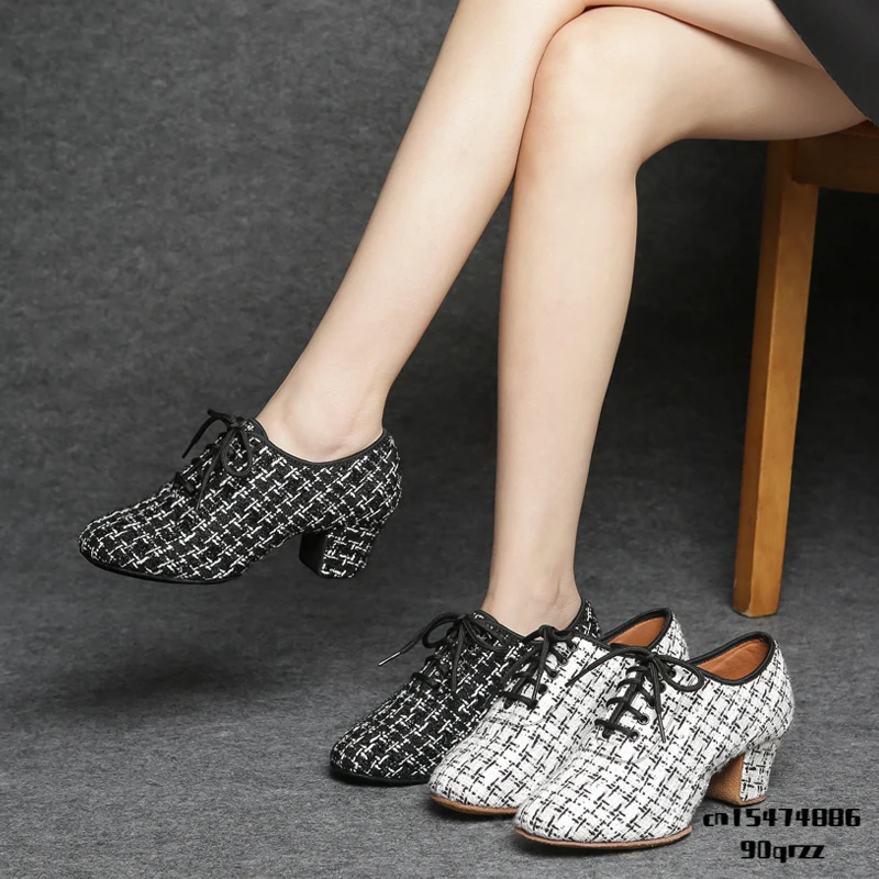 

Женские кроссовки для латиноамериканских танцев, спортивная обувь с мягкой подошвой, квадратной формы, национальный стандарт, современные