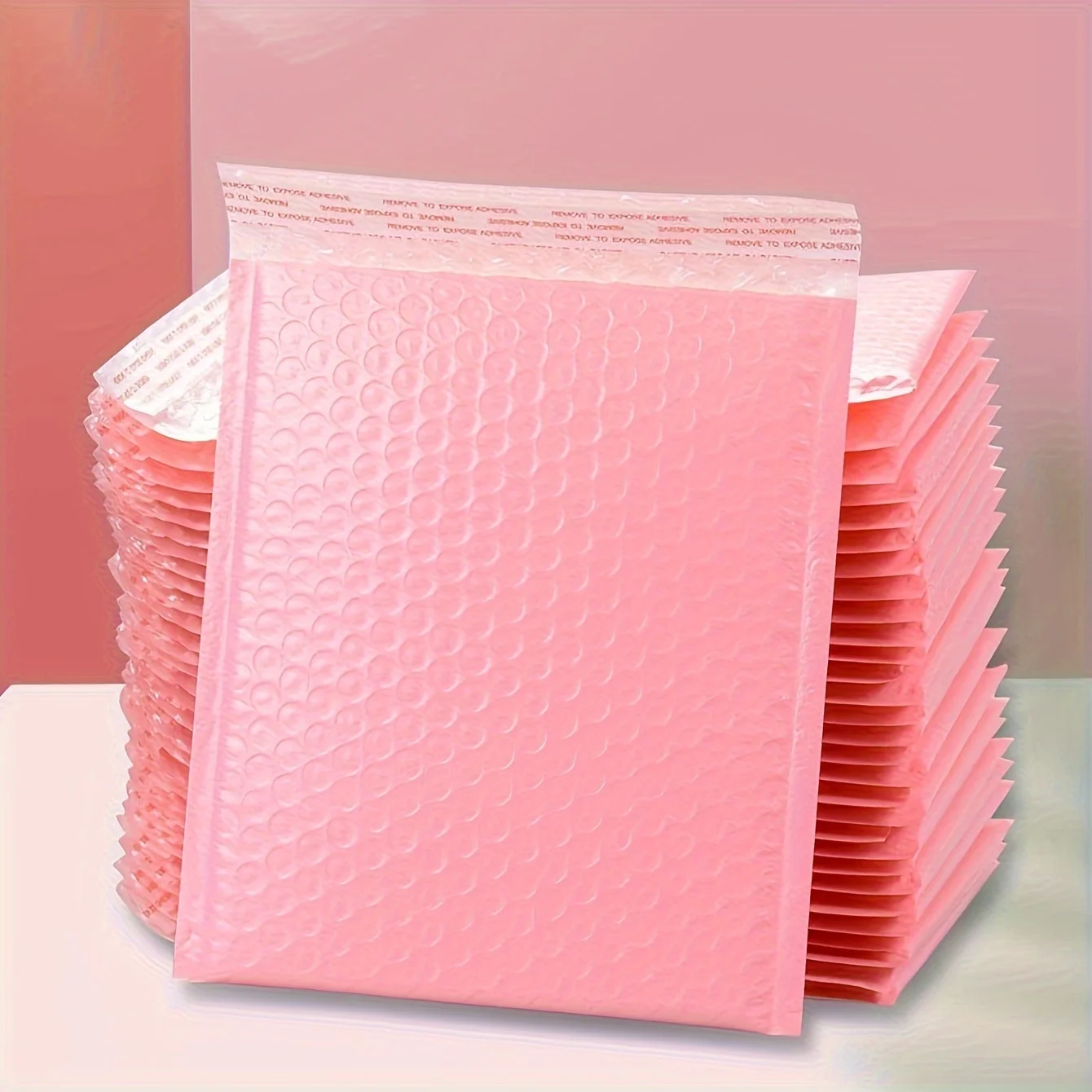 Pink Bubble Packaging Bags Waterproof Self sealing Padded Envelopes