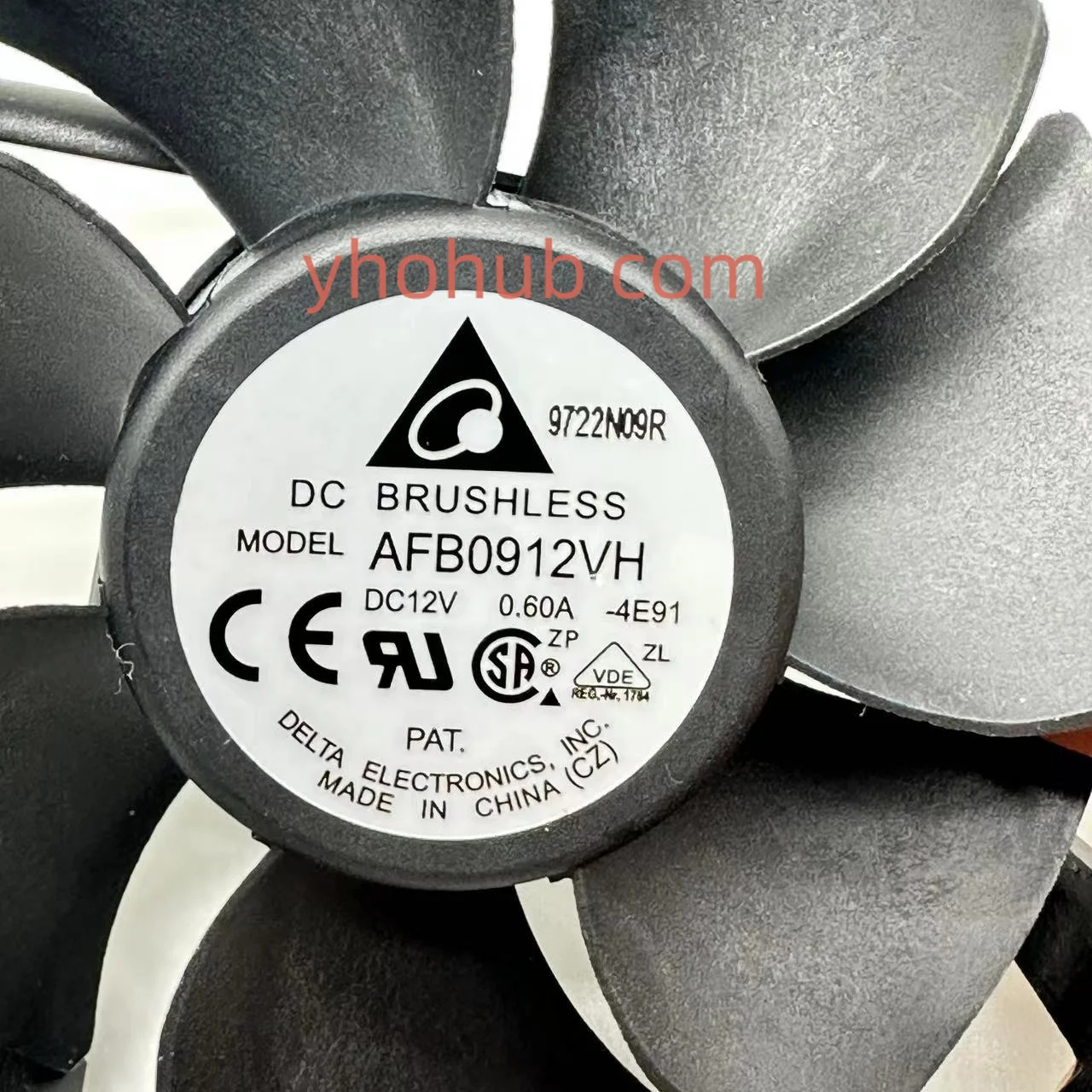 Delta Electronics-ventilador de Refrigeração do Servidor 4-wire Afb0912vh 4e91 dc 12v 0.60a 95x95x25 mm - Imagem 2