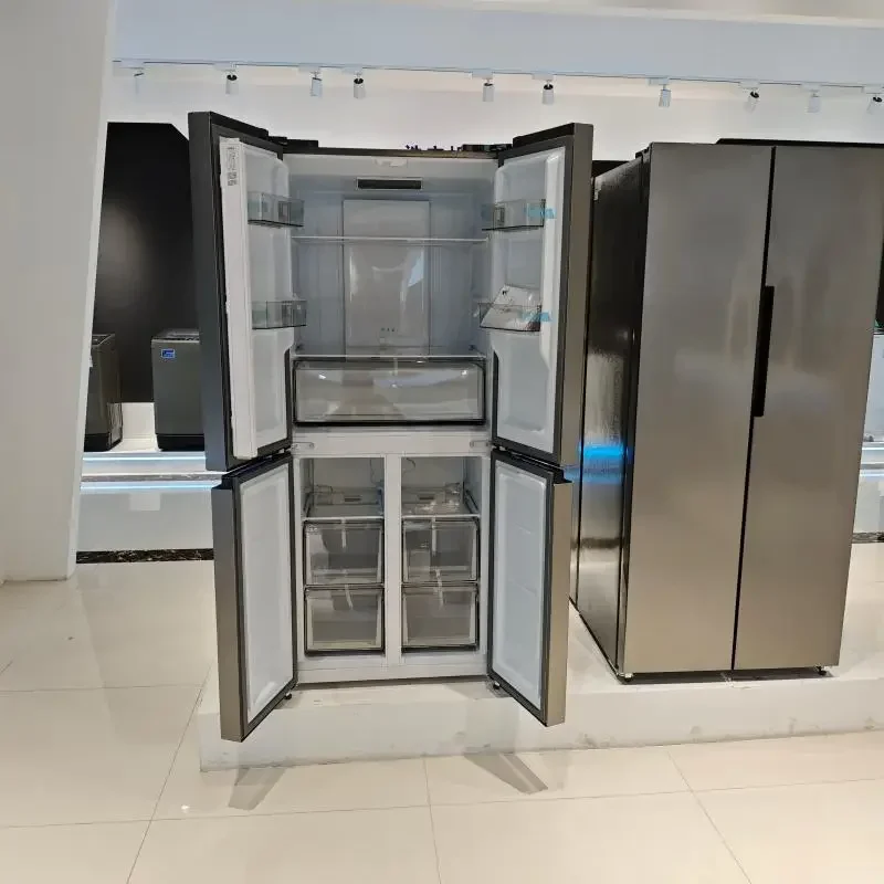 Lodówka 360L Czterodrzwiowa NO Frost z Krzyżowym Otwieraniem Drzwi i Dozownikiem Wody