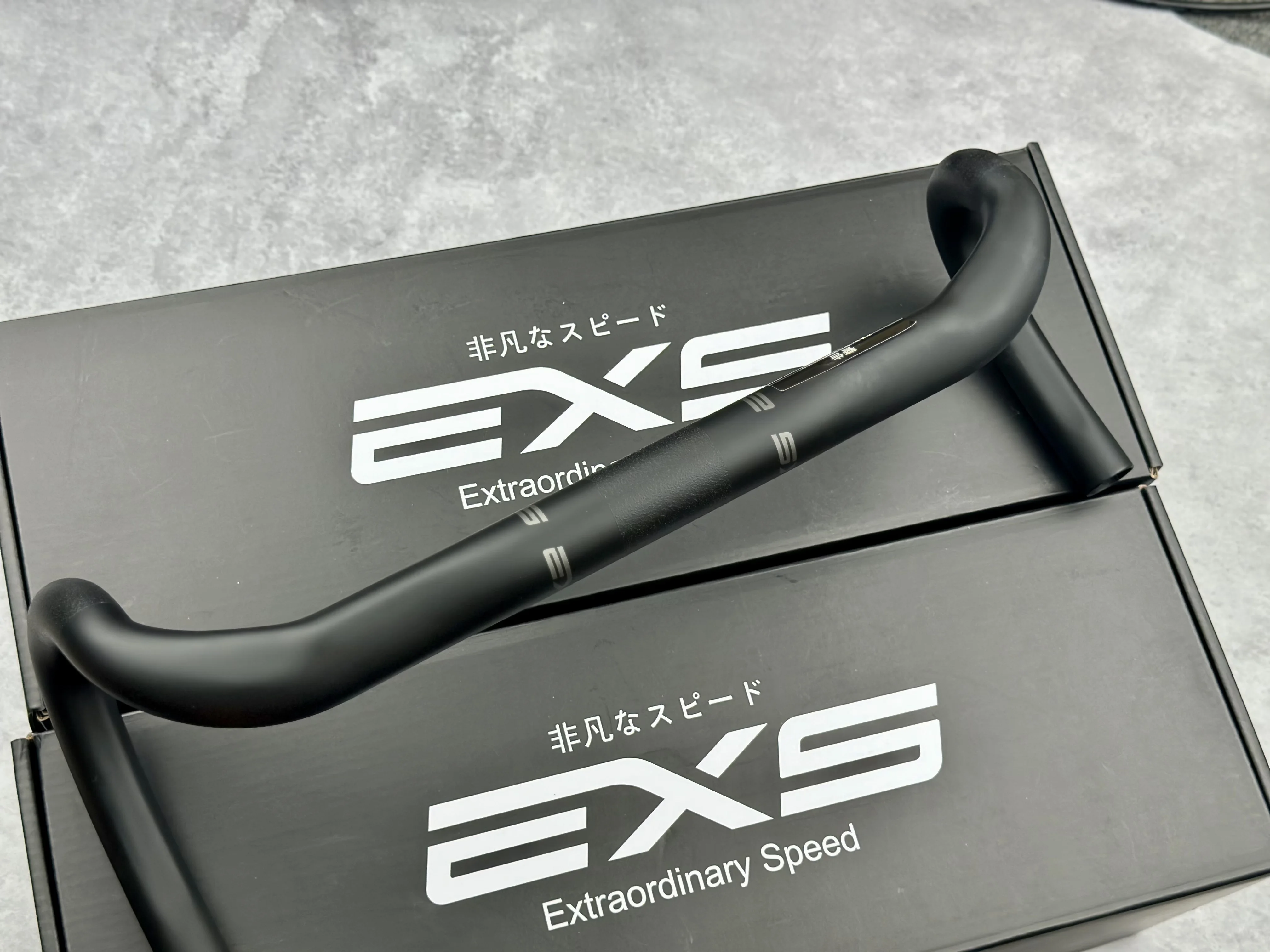 EXS R200 Road Bike Lightweight Bend Carbon Handlbar Split handlbar