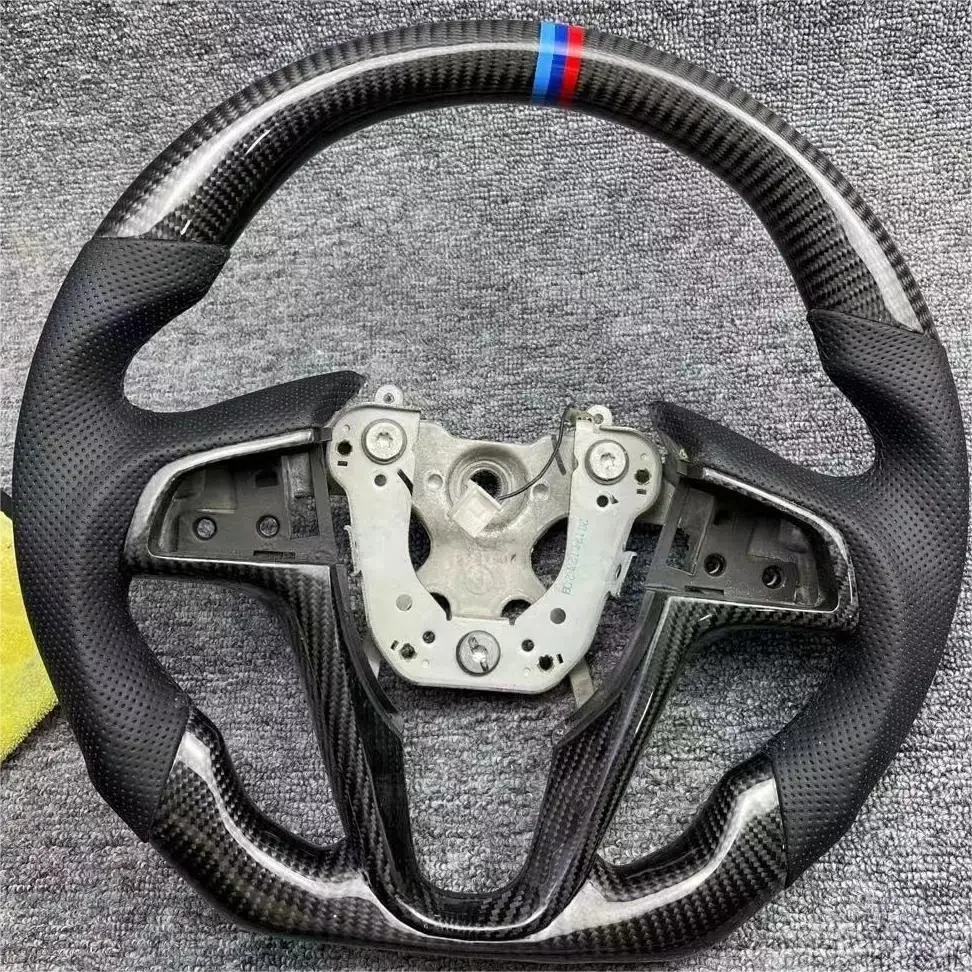 ReplacementRealCarbonFiberSteeringWheelwithLeatherforHyundai