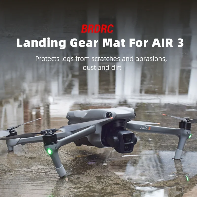 Coussinets de protection pour drone DJI Mini 3 Pro posés à côté du drone, lot de 4 patins antidérapants prêts à installer.