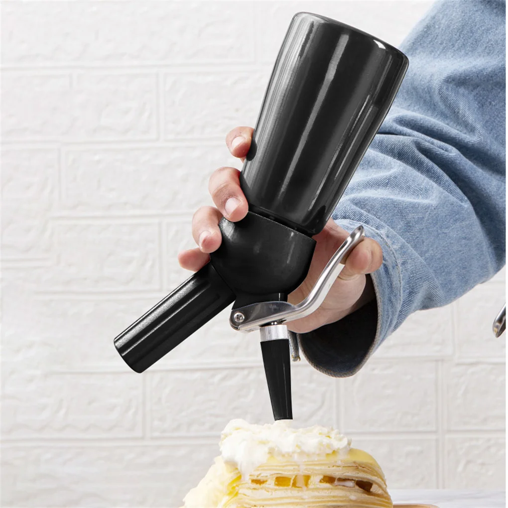 250ml Whip Cream Dispensers with Three Different Decorating Nozzles