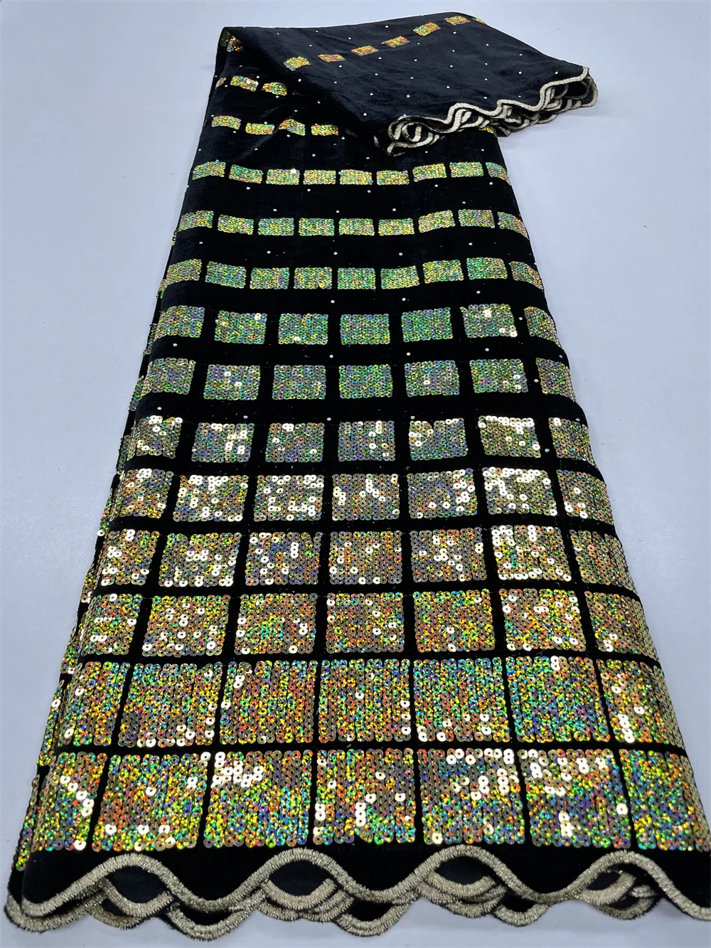 

New Velvet Sequins African Lace Fabrics 2023 Embroidered High Quality Black Green Nigerian Velvet French Tulle Lace QF2888-1