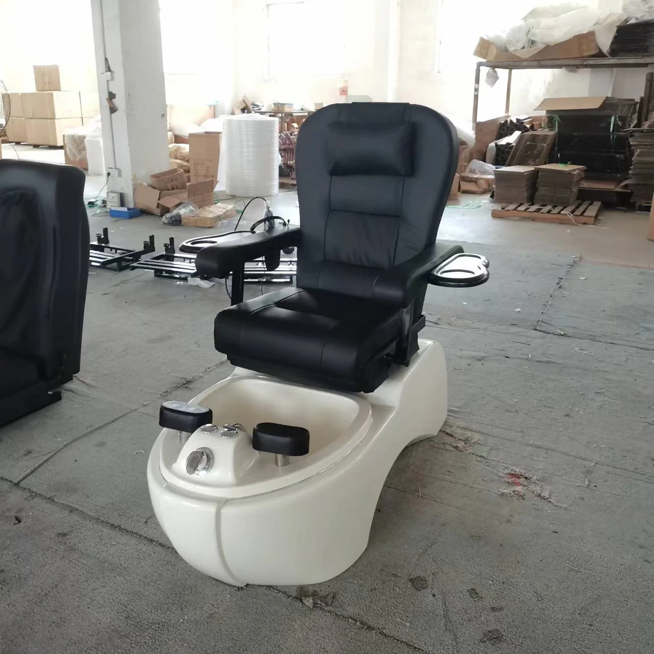 Nail salon lie flat to 175 degrees and turn 360 degrees rotation