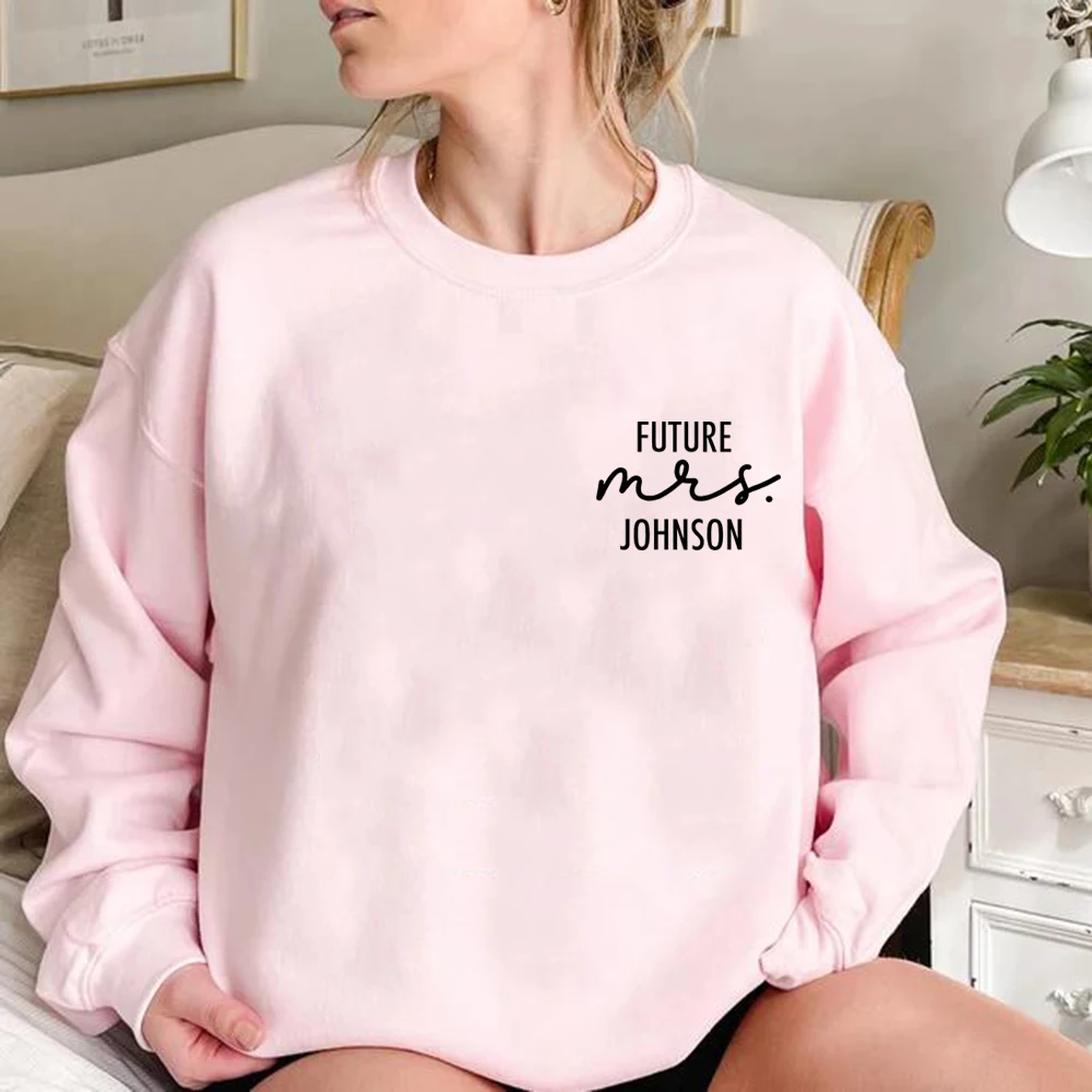 

Женский свитшот с надписью «Mrs To Be Gift»