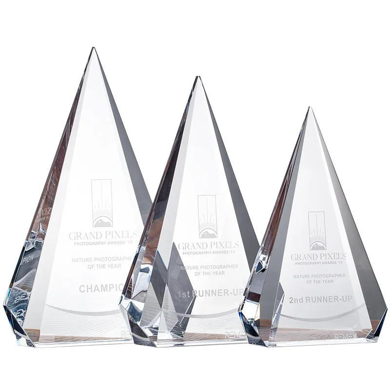 Customized Transparent Triangle Shaped Iceberg Crystal Trophy, Excellent Staff Annual Meeting Awards, Home Decoration Medal, 1Pc