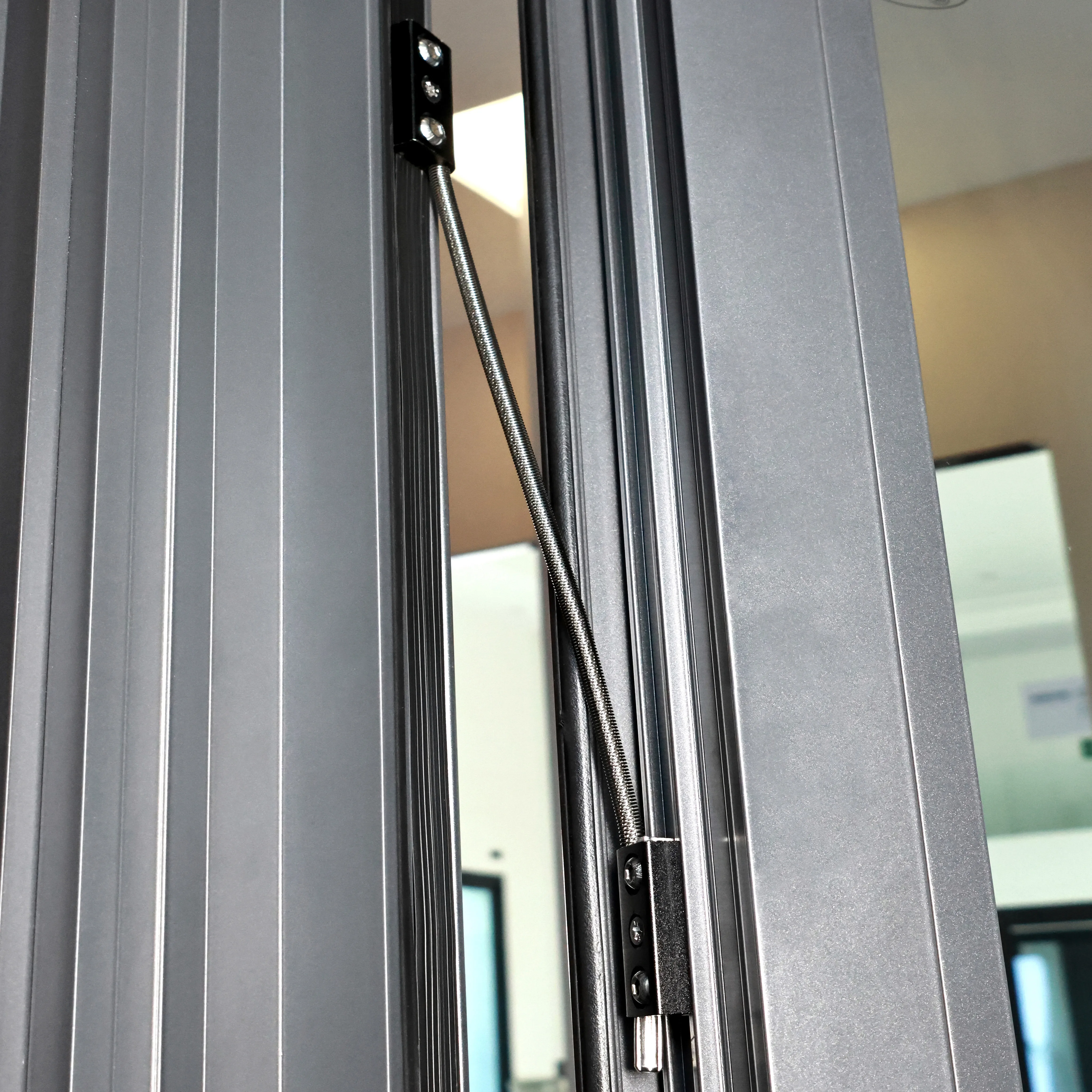 ISUMER Windows Aluminum Alloy 3.0 Frame Clear Glass Window Factory Modern Design Thermal Break Aluminum Profile Casement Windows
