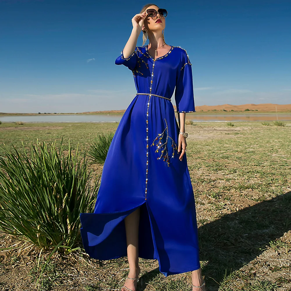 

Eid Ramadan Abayas Arabic Muslim Women Rhinestone Satin Luxury Long Dress Caftan Moroccan Islamic Clothing Holiday Party Fashion