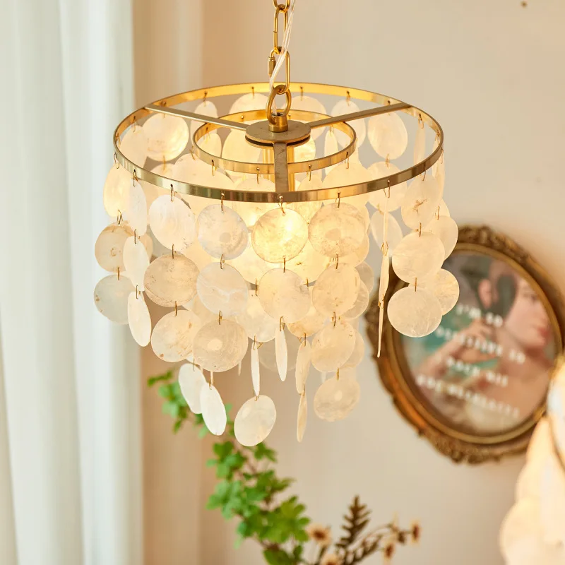 

Nordic Natural Pearl Shell Bedroom Chandelier Designer Net Celebrity Living Room Dining Room Simple French Retro Light