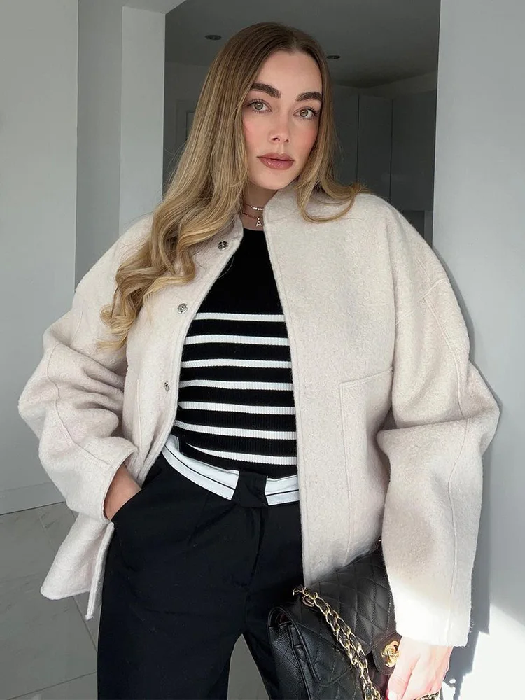 

Street Style Jackets For Women 2023 Long Sleeve Stand Collar Loose Bomber Jacket Front Patch Pockets Snap Button Baseball Jacket