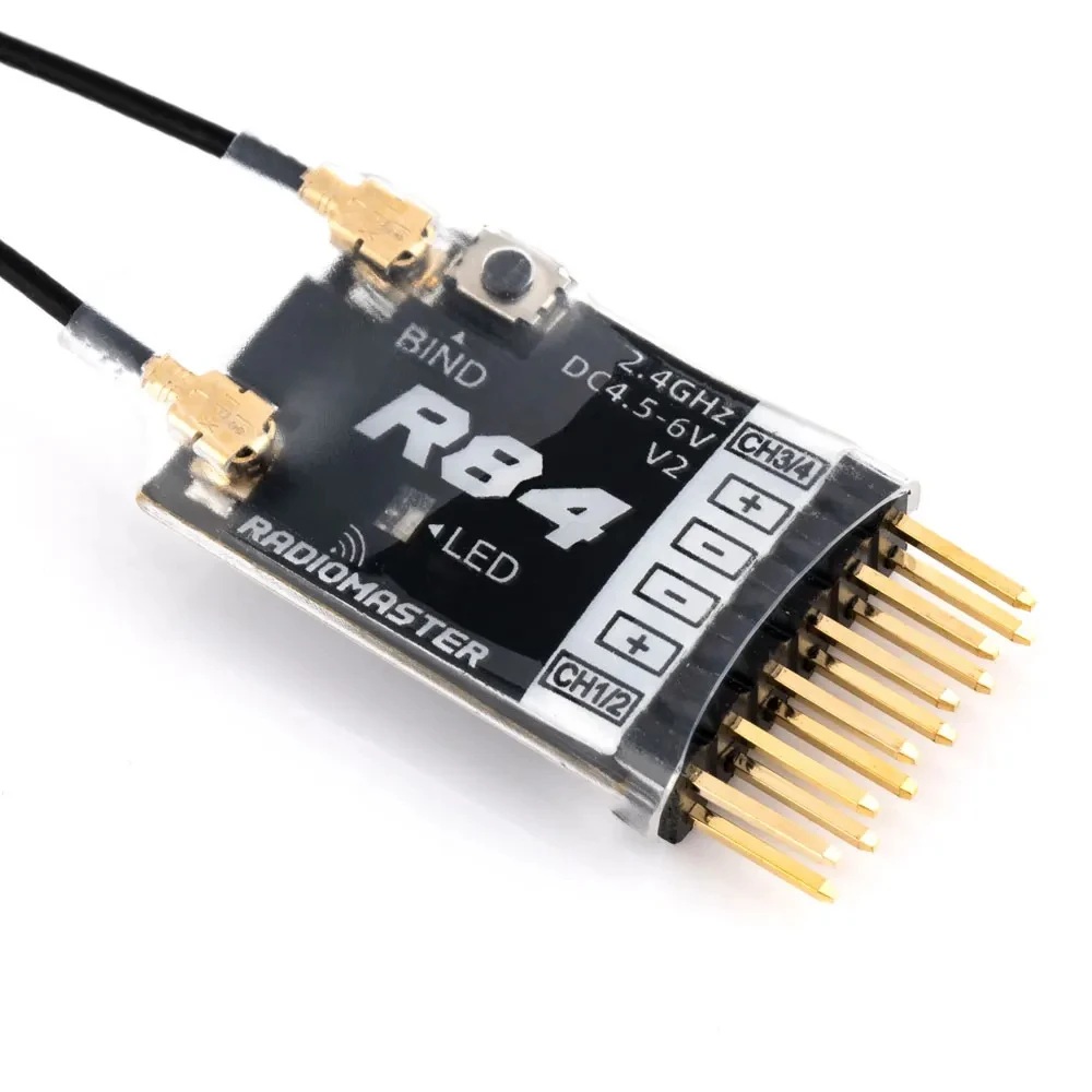 Récepteur Nano SBUS 2.4GHz RadioMaster R86C installé dans un drone avec liaison SBUS