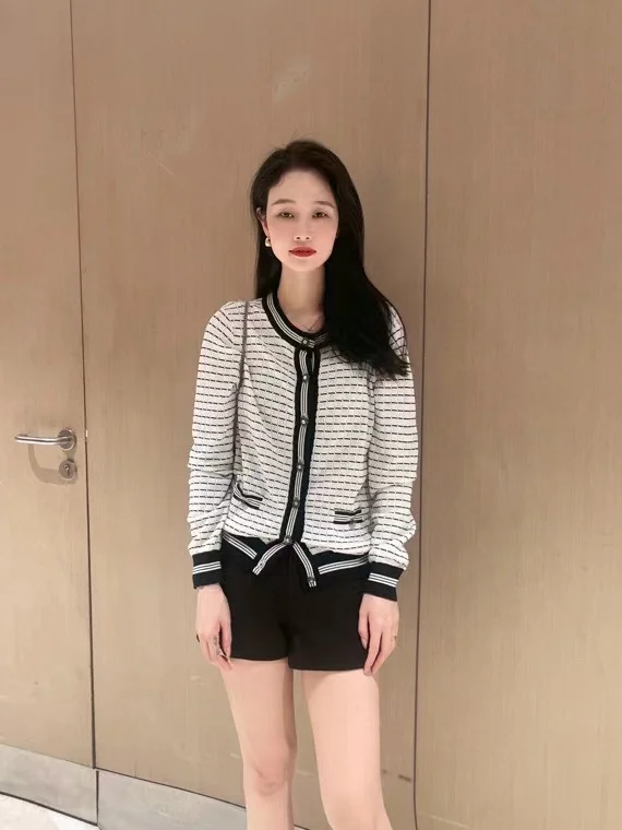 

Fyion Fashion Women's Sweaters 2023 Runway Luxury European Design Party Style Striped Print Cardigan Sweater Clothing