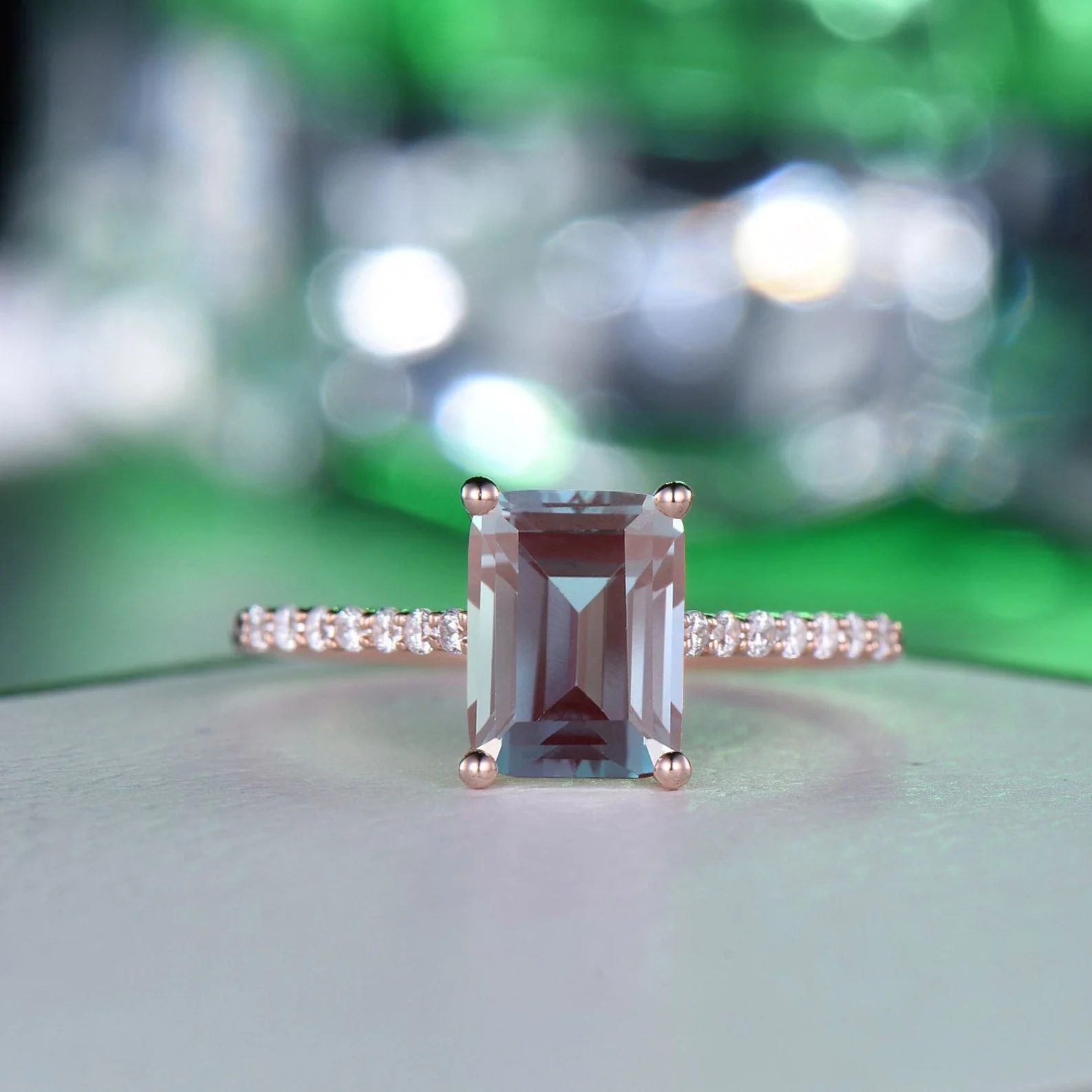 

Befound 14K Rose Gold Lab Grown 2.00 Carat Aleaxanrite Bridal Ring Wedding Band For Women Engagement Ring