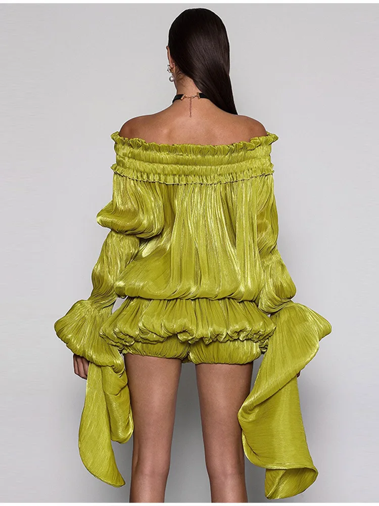 Olivgrünes schulterfreies Satinkleid für Damen, gerüscht, langärmlig, asymmetrischer Saum, sexy Club-Party-Sommerurlaub-Minikleid – Detail 7