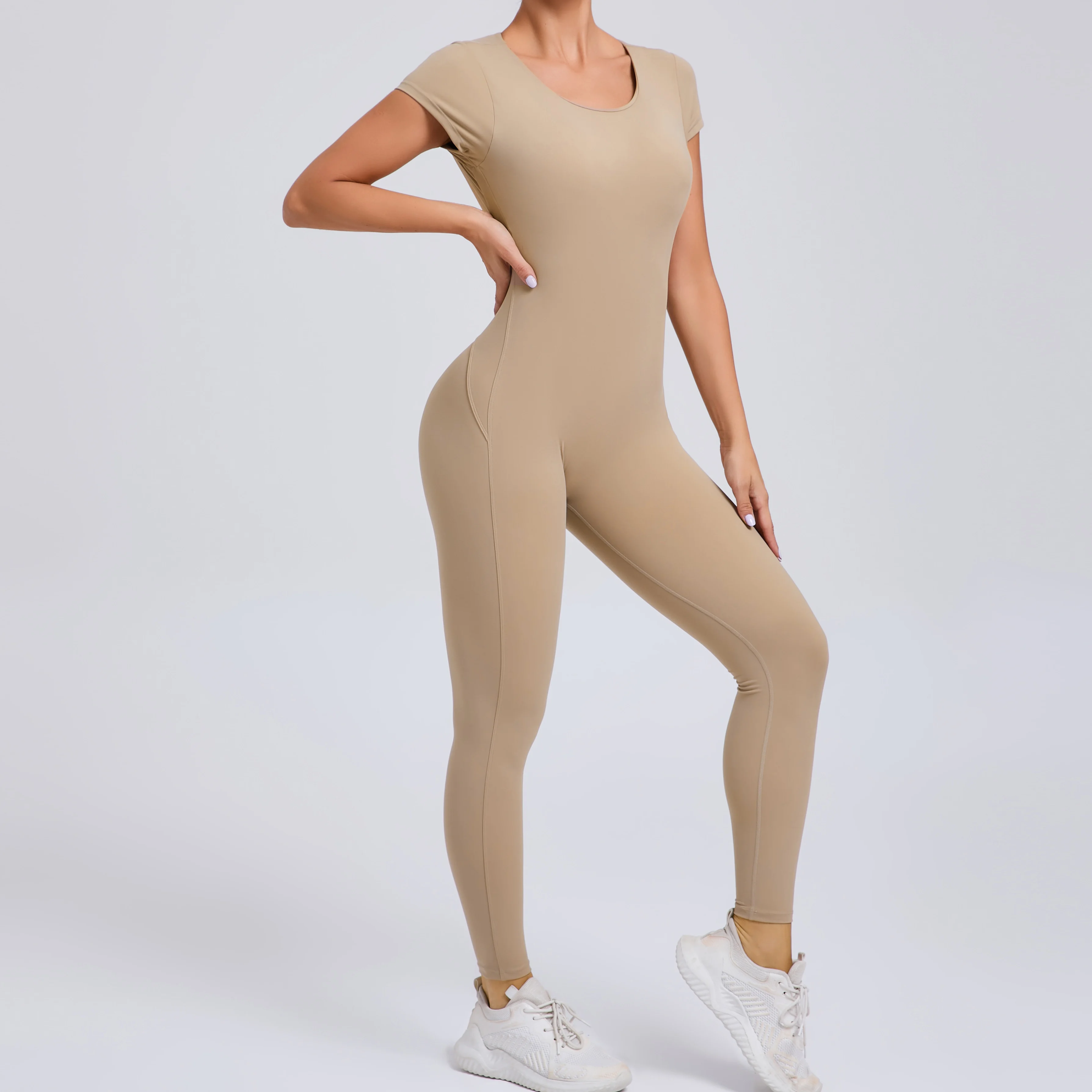 Tuta da yoga imbottita senza schienale monopezzo Pagliaccetti femminili Abbigliamento da yoga ad asciugatura rapida Tute da allenamento Scrunch Tuta sportiva da donna - immagine 4