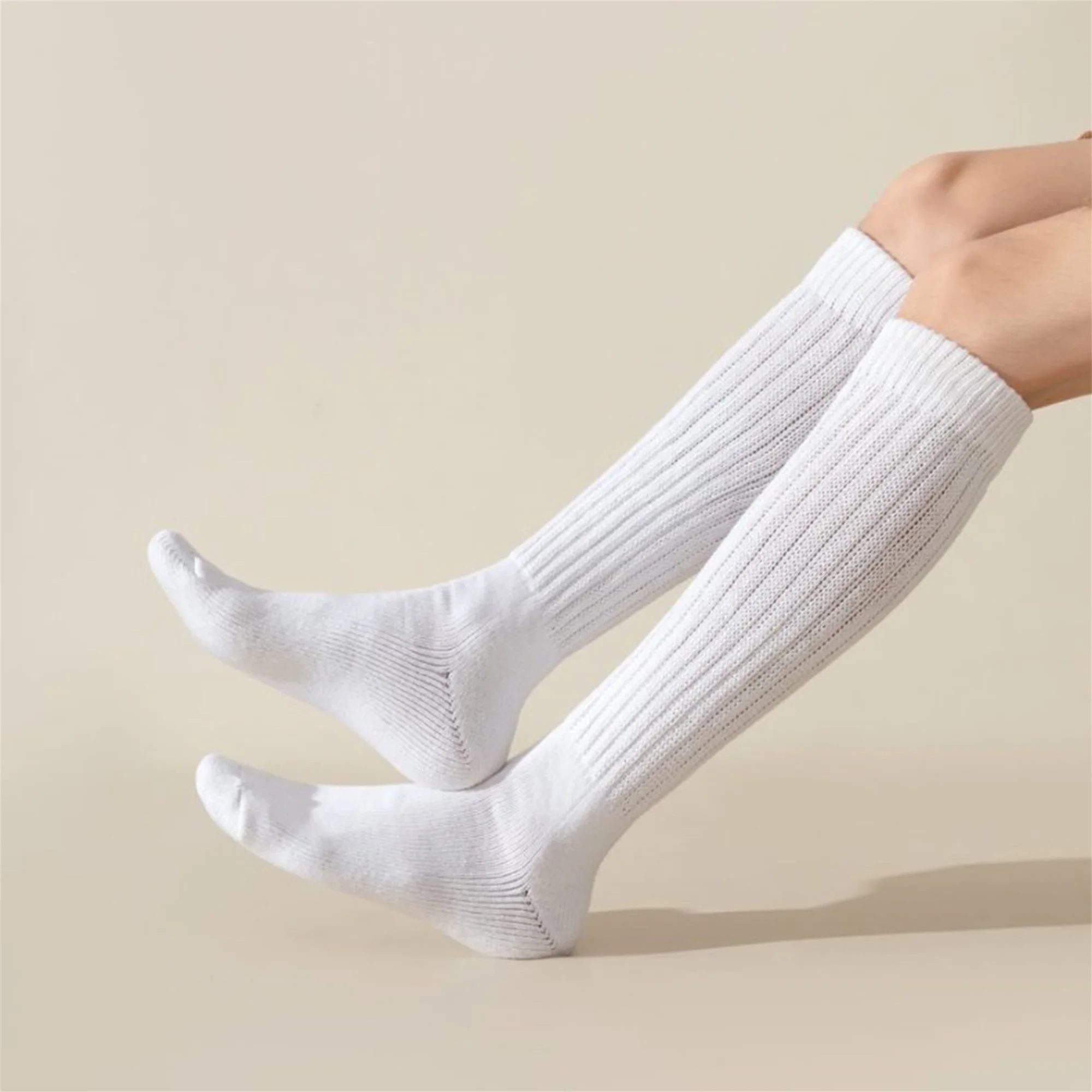 Stylish Men s Solid Color Knee High Tube Socks for Fashionable and Warm Over the Calf Long Socks Look