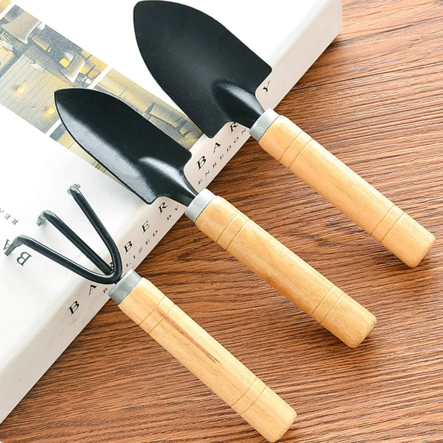 Efficient and Durable Black Metal Gardening Trowel-Set of 3 Mini Hand Planting Tools with Wood Handle including Small Shovel,