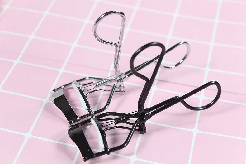 3D Eyelash Curler Image 5