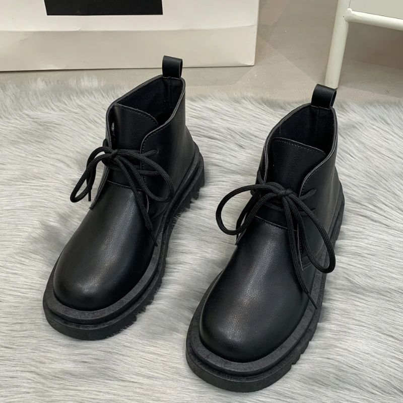 Women's Boots Casual Shoes Thick Sole Sneakers High Top Leather Breathable Outdoor Walking Non-Slip Fashion Designer Luxury 2023