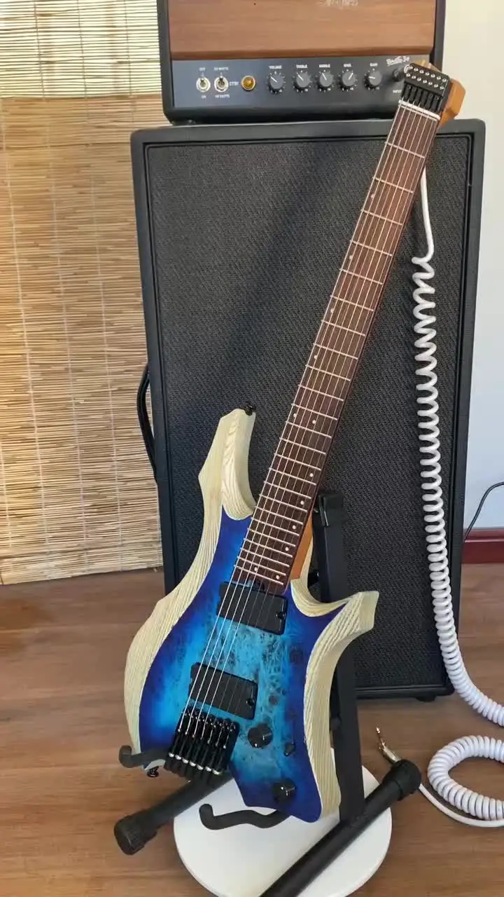 7弦ブルーヘッドレスエレキギター、ファンフレット、アクティブ