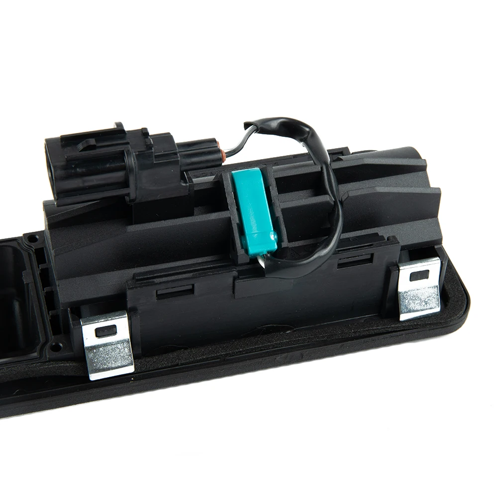 

OT Require Any Modification. 2) Easy To Install. 3) High Quality Material And Complete Assembly. 4) Durable And Built To Last.