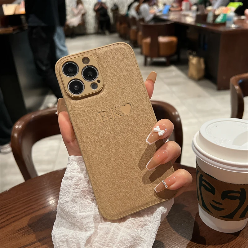 thumbnail image 1 of Funda de cuero con letras y nombres personalizados para iPhone 12, 13, 11, 14, 15, 16 Pro Max, XS Max, XR, 7, 8 Plus, funda personalizada a prueba de golpes, 1 of 5