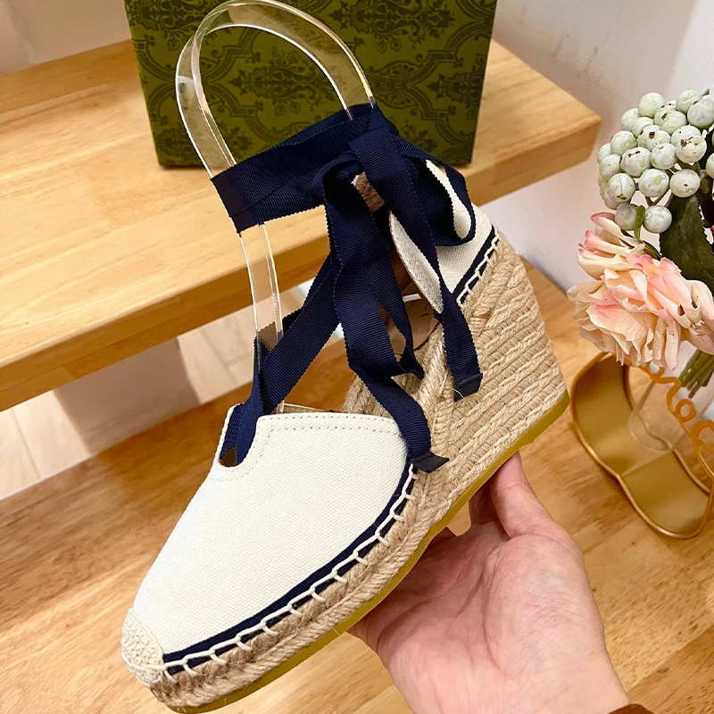 

Women Slippers Summer 2023 New Canvas Upper Platform Design Round Head Toe Wrapping Heighten Shoes Fashion Trend Female Shoes