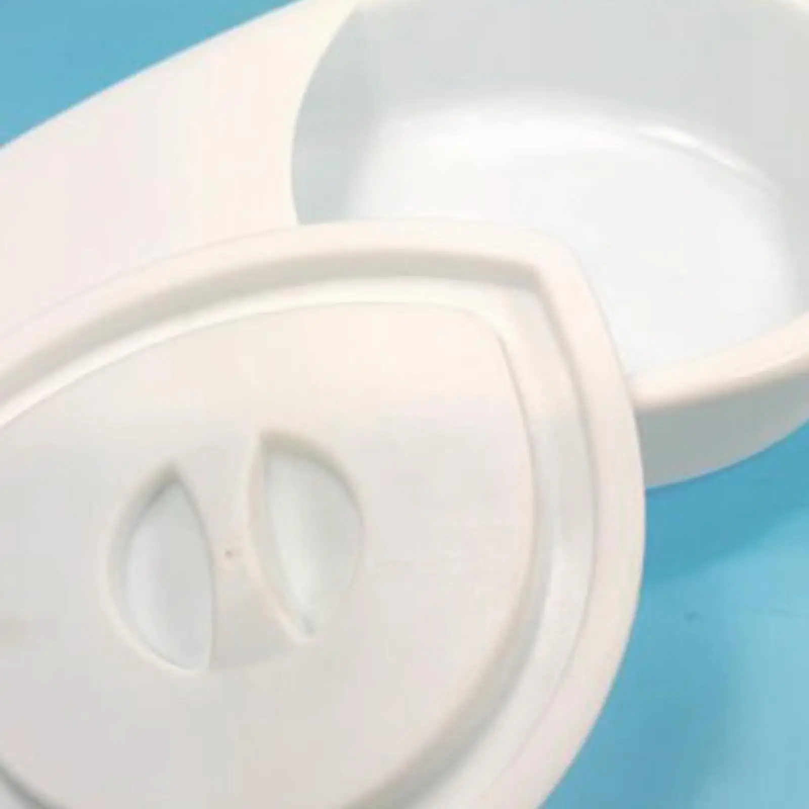 

Bedpan Load Bearing Potty with Handle Stable for Elderly Old Man Home Use