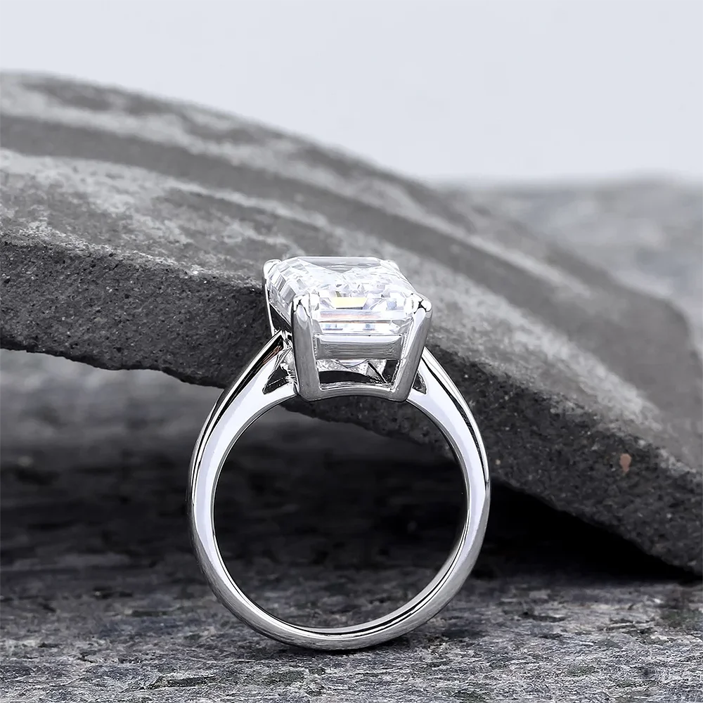 1/2/4carat Emerald Cut Moissanite Diamond Solitaire Engagement