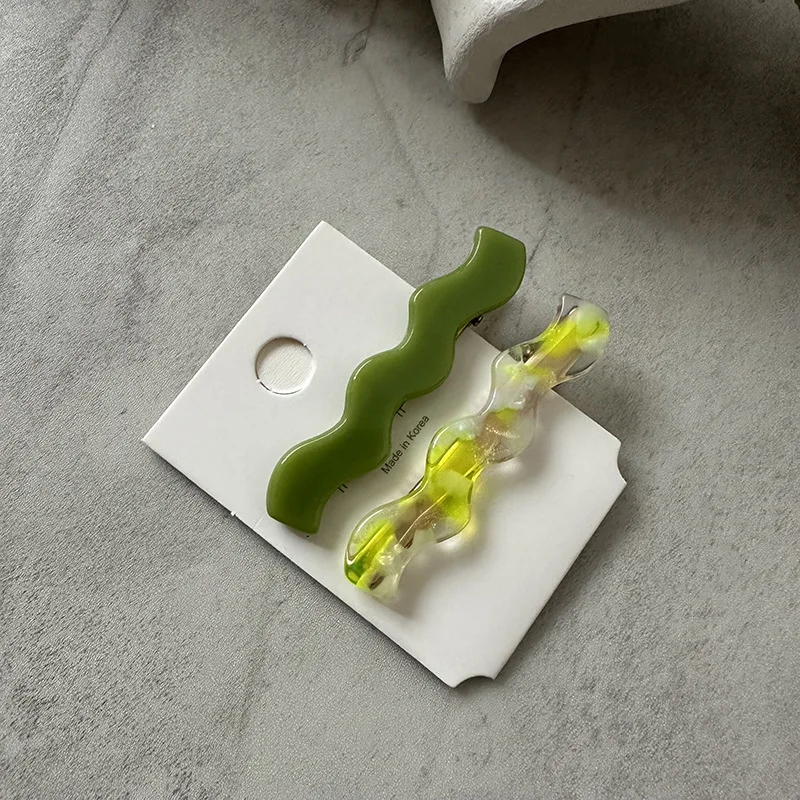 04 Green