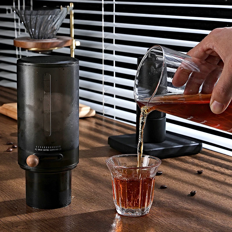 Iced Cold Brew Coffee Maker - صانعة القهوة الباردة...