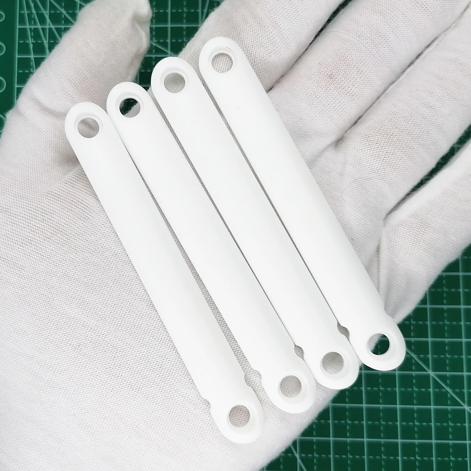 

1 Set Corian Made Replacement Scales for 85mm Moyeworks Baly