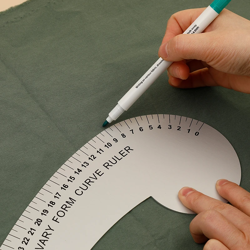 Set Curve Francesi E Righelli - 6 Pezzi Per Disegno Tecnico E Artistico