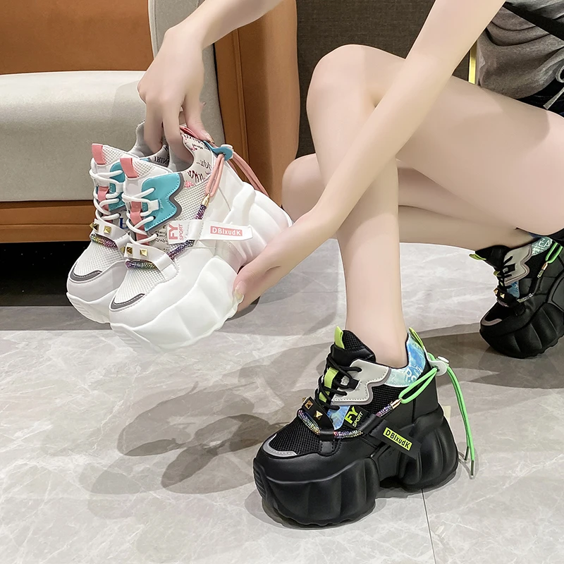 2022 High Top Women's Breathable Chunky Sneakers Fashion Platform Leather White Shoes Ladies Casual Short Boots Zapatos De Mujer