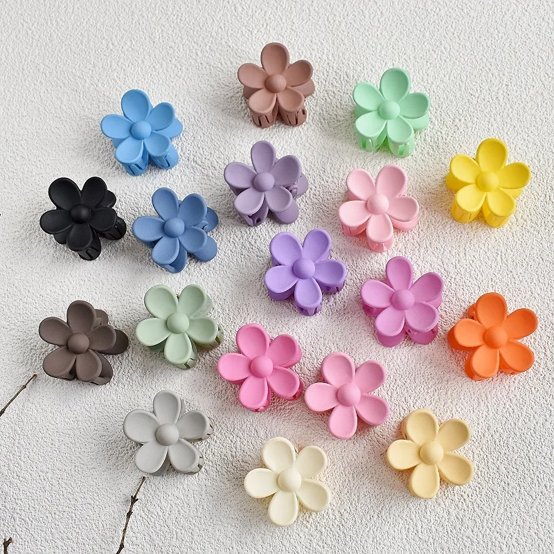 Flower Shape Hair Claw Clips 3.5cm Women Girls Accessories - Uniqwear
