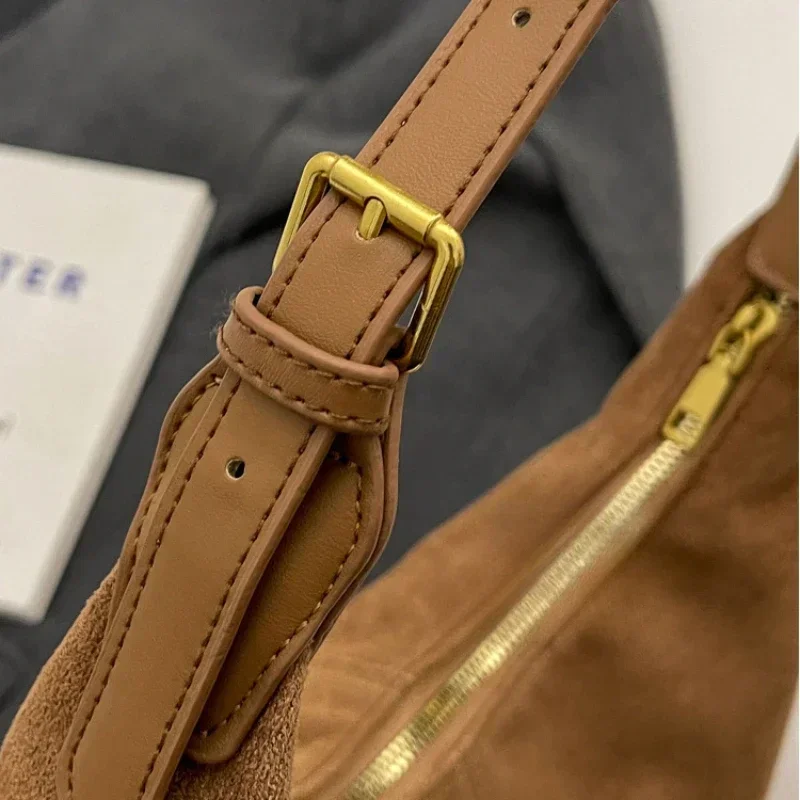 Velvet Handbag Purse Suede Shoulder Bag Causal Crossbody Bags Female Luxury Designer Clutch Ladies Crescent Hobo Bag for Women
