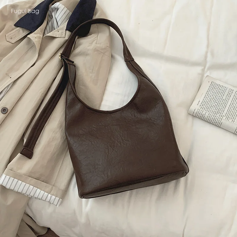 Retro Handheld New Minimalist Women's Underarm Bag Casual Versatile Commuting Solid Color Large Capacity Soft Face Shoulder Bag