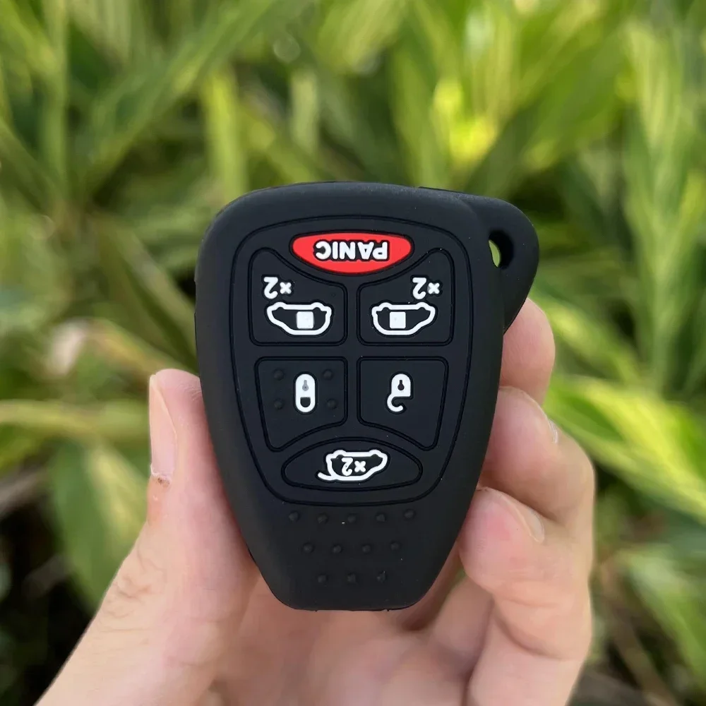 Car Key Case For 2004 2005 2006 2007 Dodge Chrysler Grand Voyager Town & Country 6 Buttons Silicone Key Cover Protect Skin Keychain