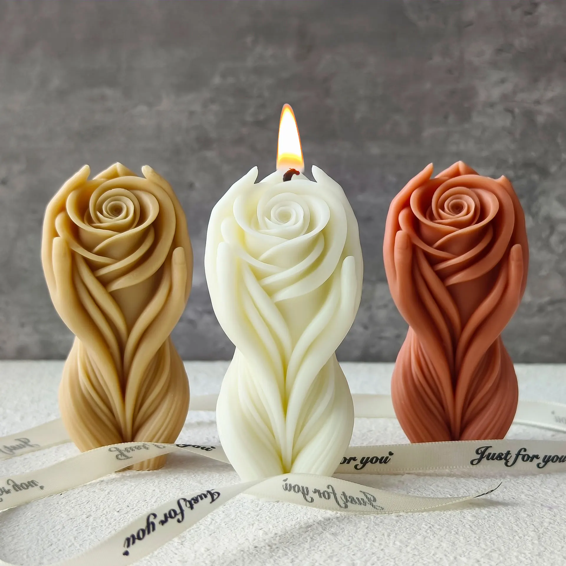 DIY Hand Holding Rose Flower Mold Hand Flower Candle Silicone Mold Aromatherapy Plaster Ornaments Exquisite shape silicone mold silicone candle mold aromatherapy candle mold silicone candle molds candle mold