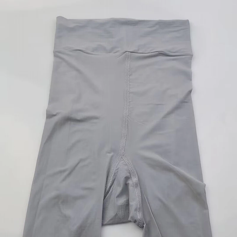 Gray 02