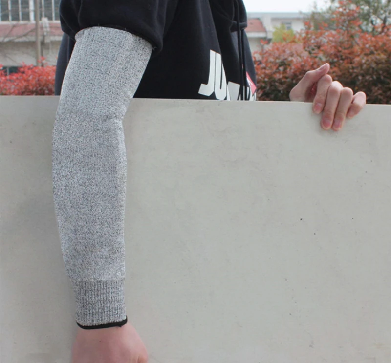 Рисунок 2 - защитные перчатки для строительства