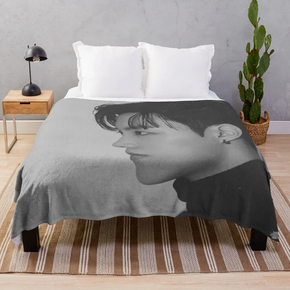 

jhope hoseok Throw Blanket Retros Thermal Flannels for sofa Blankets