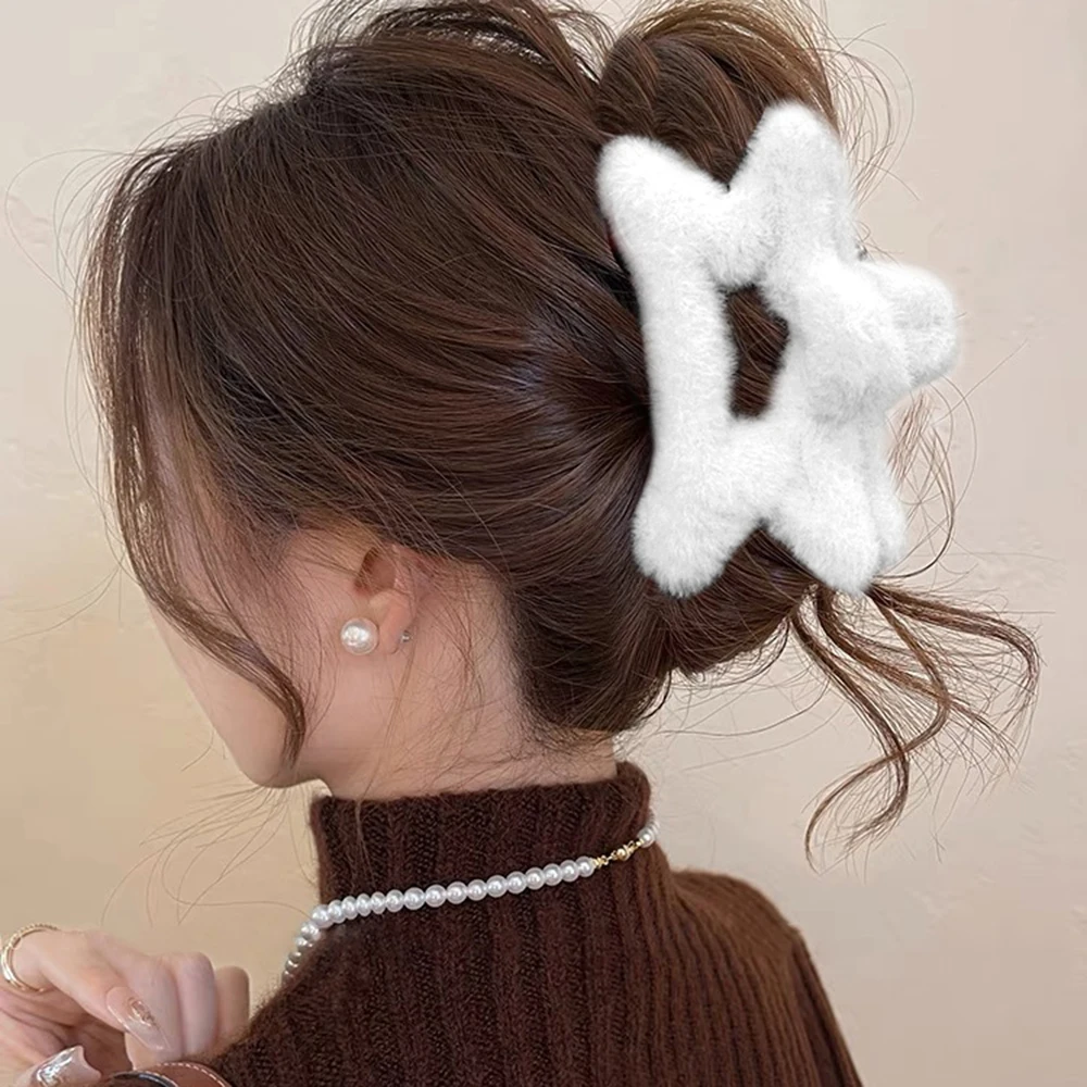 Star Shape Plush Hair Claw Elegant Acrylic Hairpins Faux Fur Hair Clip Barrette Crab Headwear for Women Girls Hair Accessories