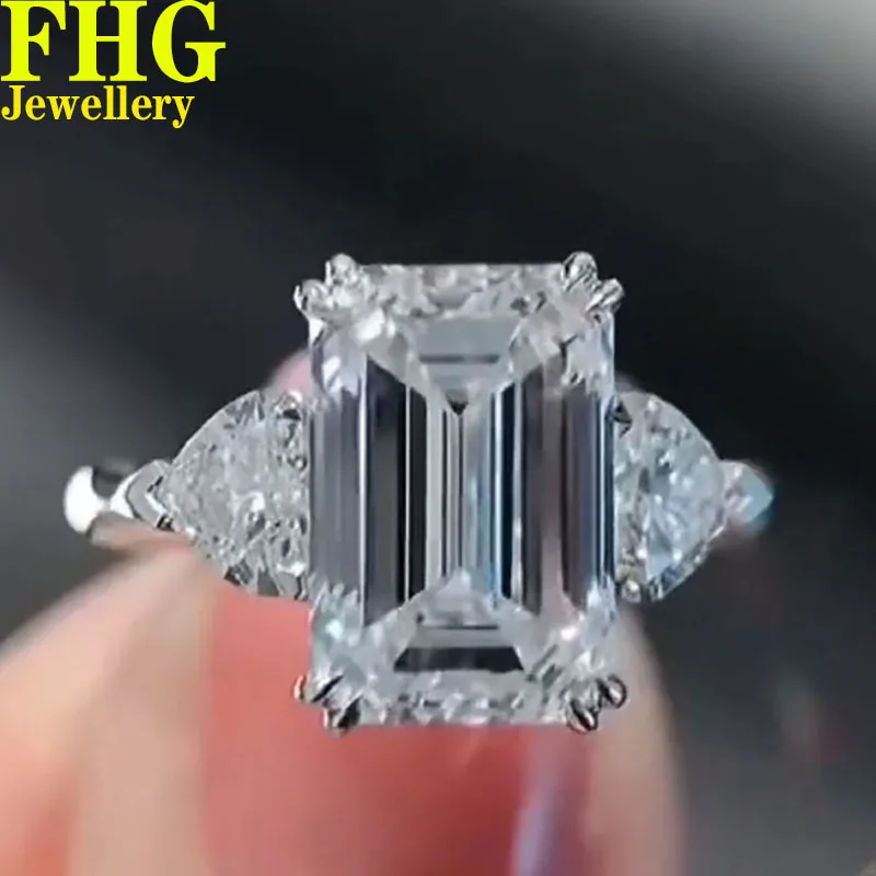 

3 5 Carat Solid Au750 18K White Gold Ring DVVS1 Moissanite Diamonds Emerald shape Ring Wedding Party Engagement Anniversary