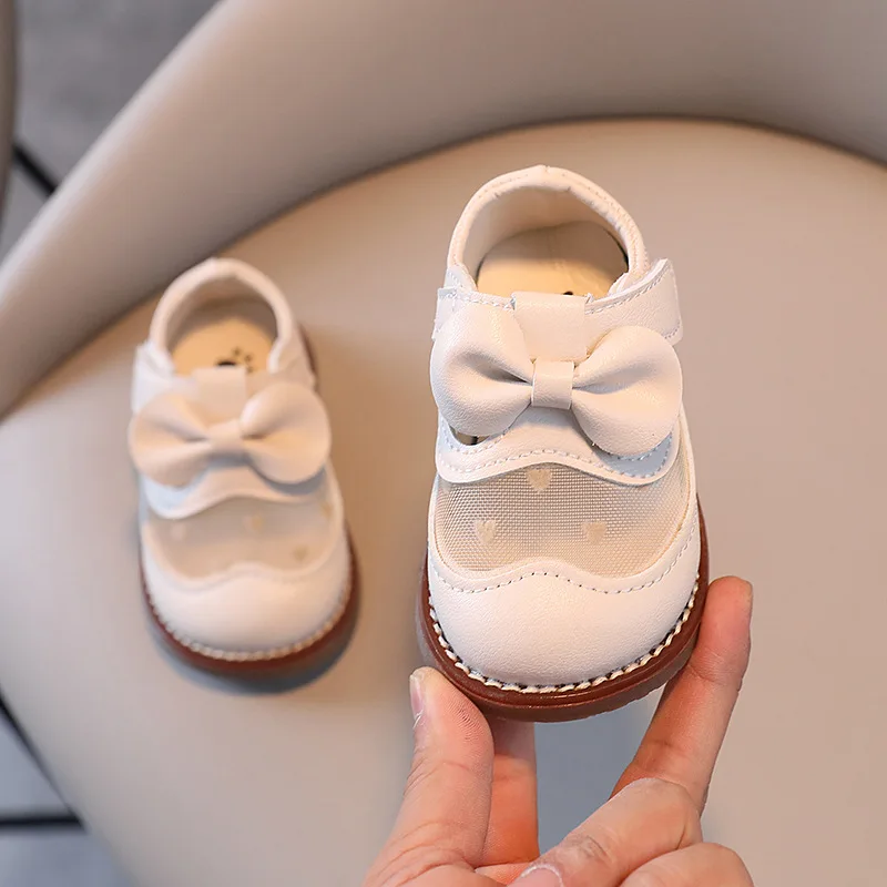 Comfort Walkers New Trendy Versatile Baby Girl Shoe Breathable Soft Sole Cute Summer Baby Shoes Exquisite Princess Leather Shoes