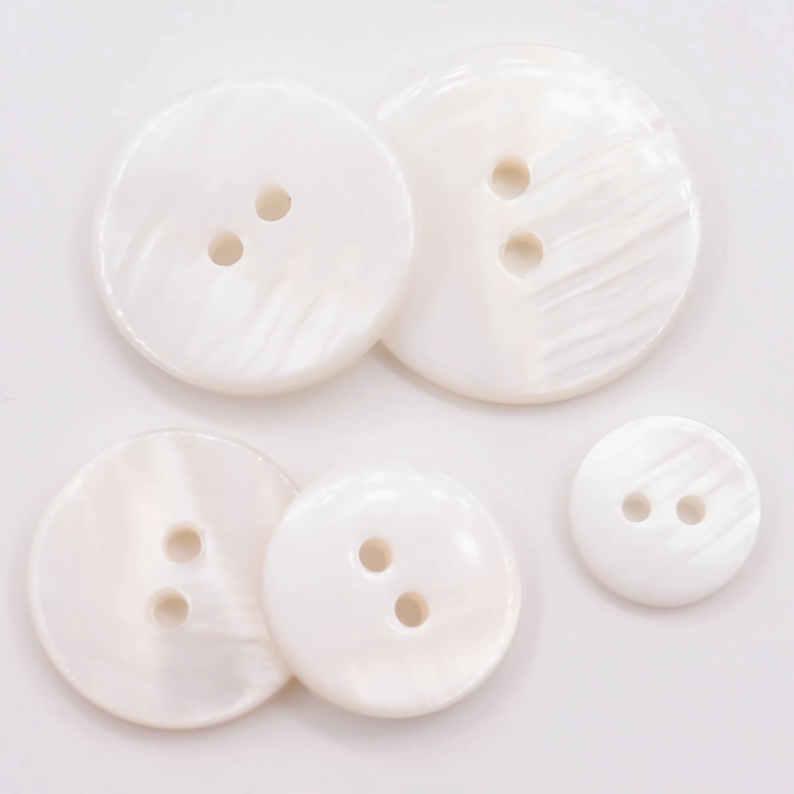 10 pieces of natural pearl shell buttons, clothing sewing accessories, clothing decoration, round shell buttons  DIY crafts