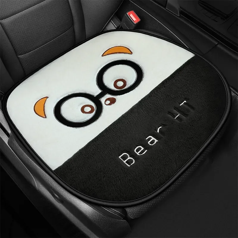 thumbnail image 1 of Nuevo conjunto de varias piezas cálido para asiento de coche con cojín de felpa de oso con gafas bordadas tridimensionales de terciopelo corto para otoño e invierno, 1 of 5