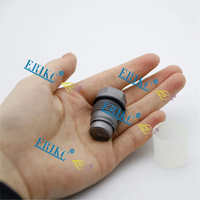 

Erikc 1110010012 Common Rail Fuel Pressure Relief Valve 504130662 4937283 5041306620 For Hydraulic
